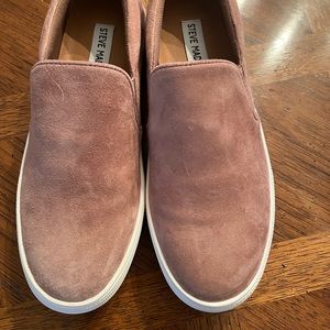Steve Madden Slip On shoes